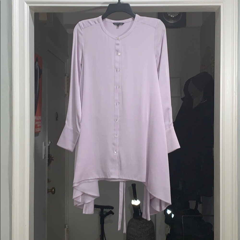 Dry cleaned, pristine condition, lilac blouse